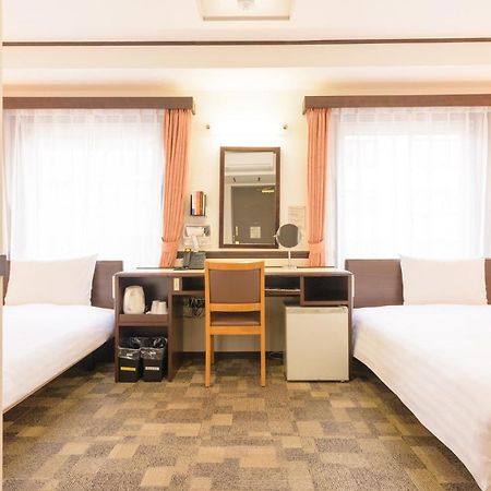 Toyoko Inn Fukushima Eki Nishi Guchi Exteriör bild