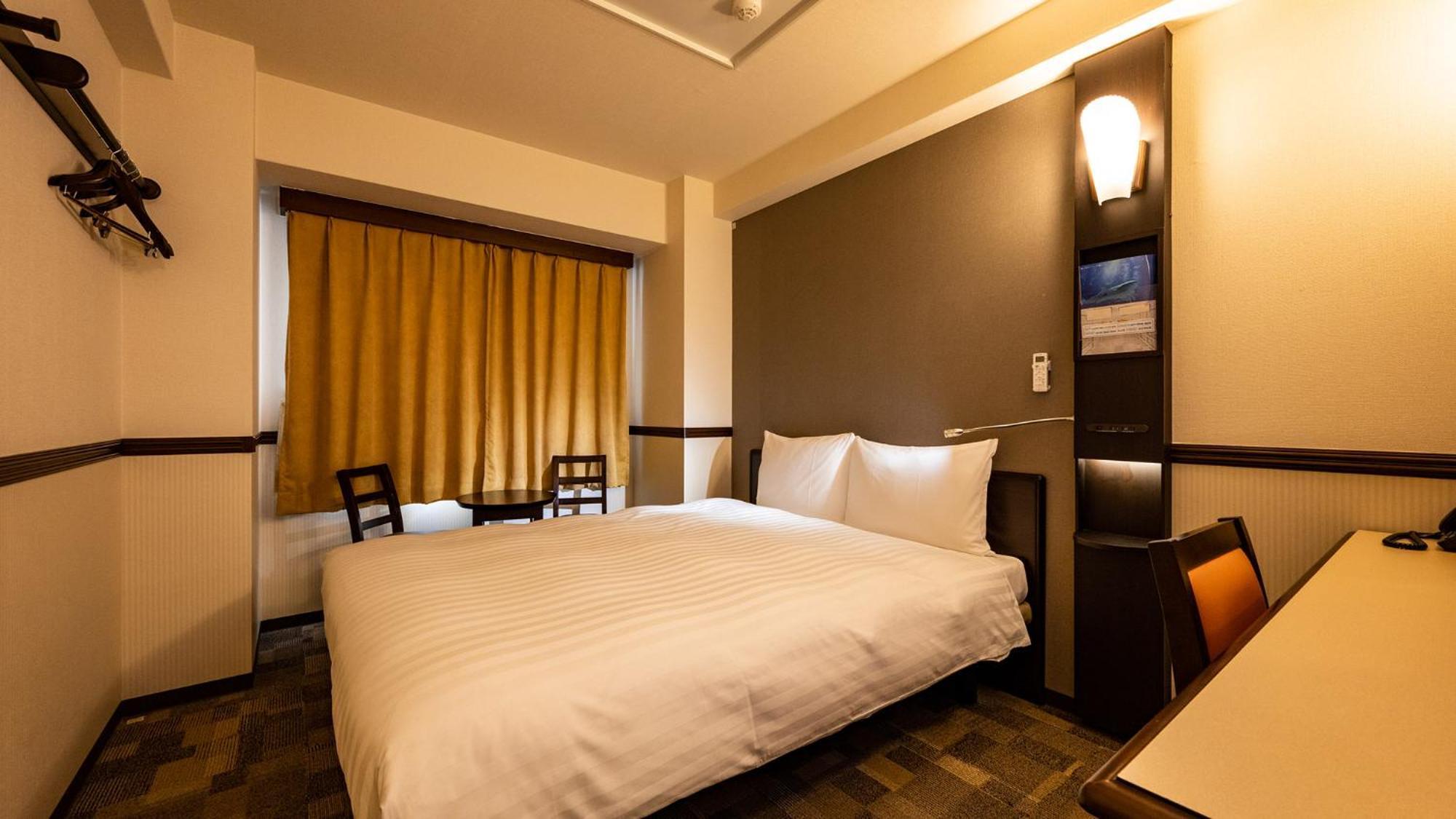 Toyoko Inn Fukushima Eki Nishi Guchi Rum bild